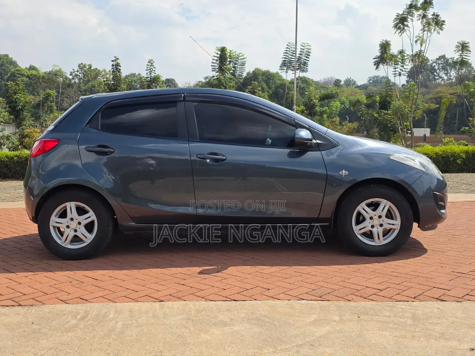 Mazda Demio 2012 Blue