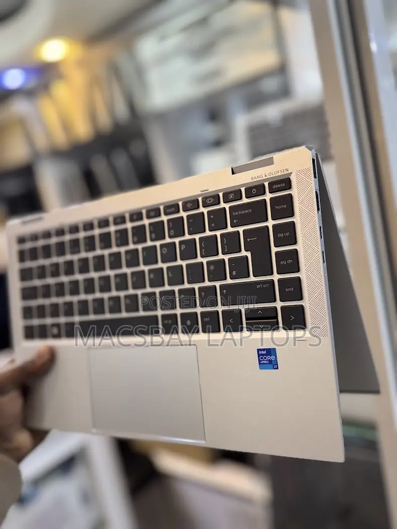 Laptop HP EliteBook 1040 G8 32GB Intel Core i7 SSD 512GB