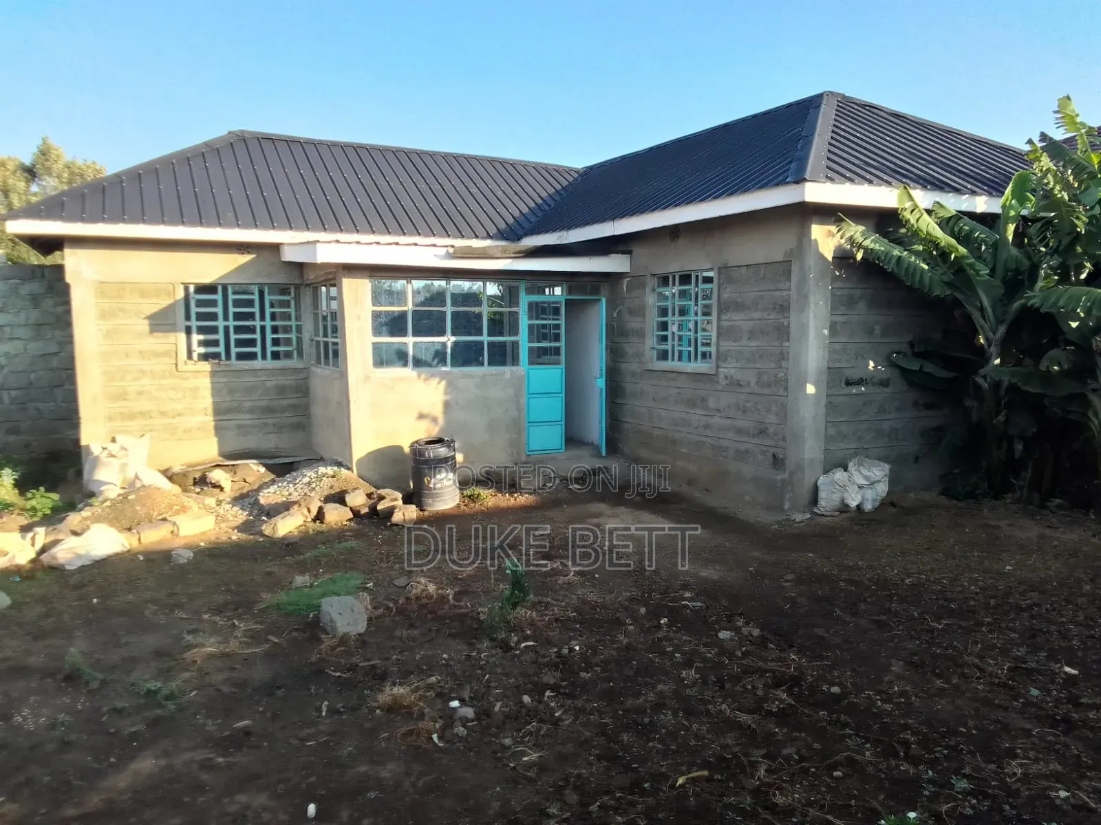 1/4 Acrewith,New 2 BDRM Hse at Naivasha Kinamba ,Mau Mau Road Sitting