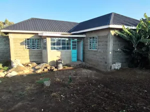 1/4 Acrewith,New 2 BDRM Hse at Naivasha Kinamba ,Mau Mau Road Sitting