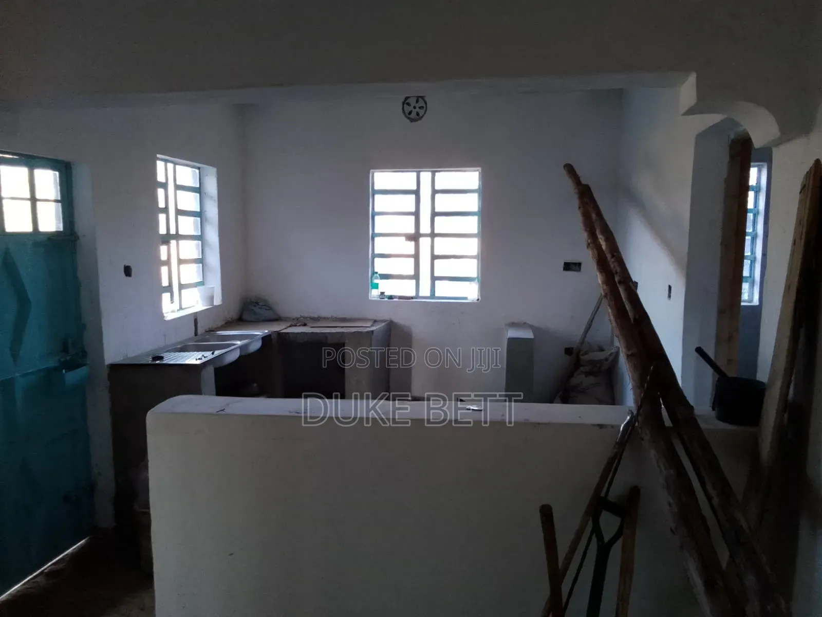 1/4 Acrewith,New 2 BDRM Hse at Naivasha Kinamba ,Mau Mau Road Sitting