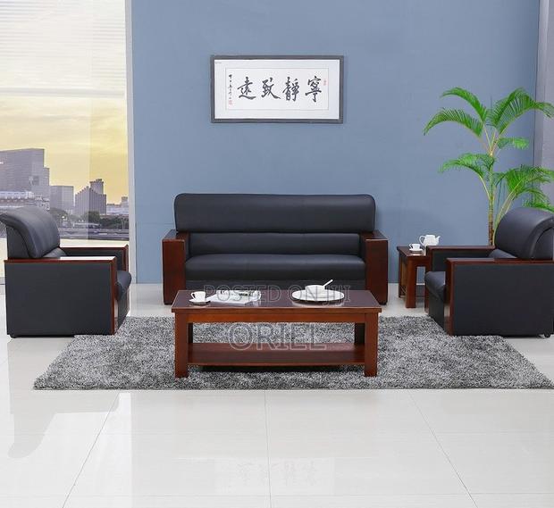 Modern Modular 5-Person Office Sofa - main view