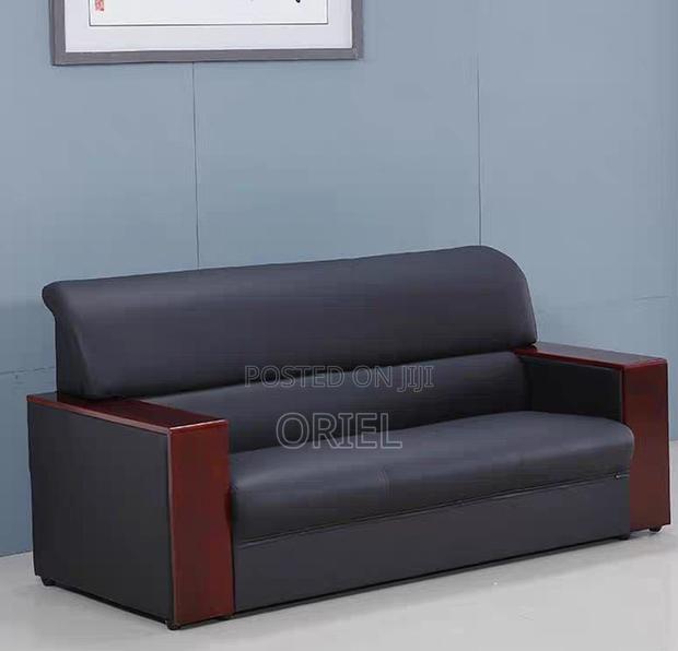 Modern Modular 5-Person Office Sofa - thumbnail 2
