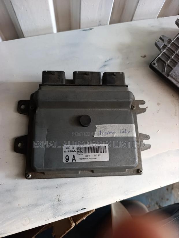 Nissan Cube Engine Computer - main view