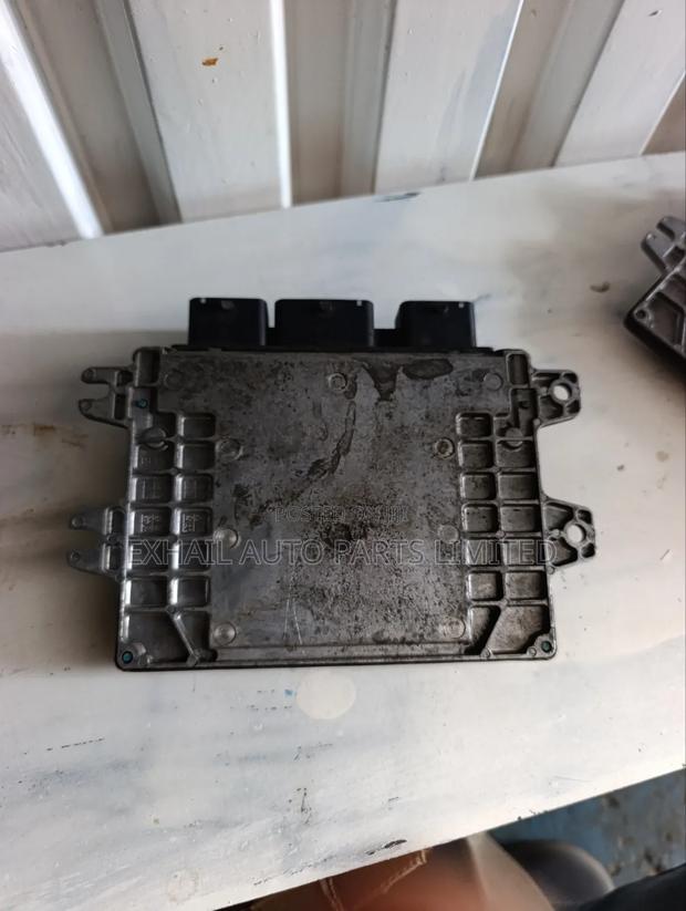 Nissan Cube Engine Computer - thumbnail 2