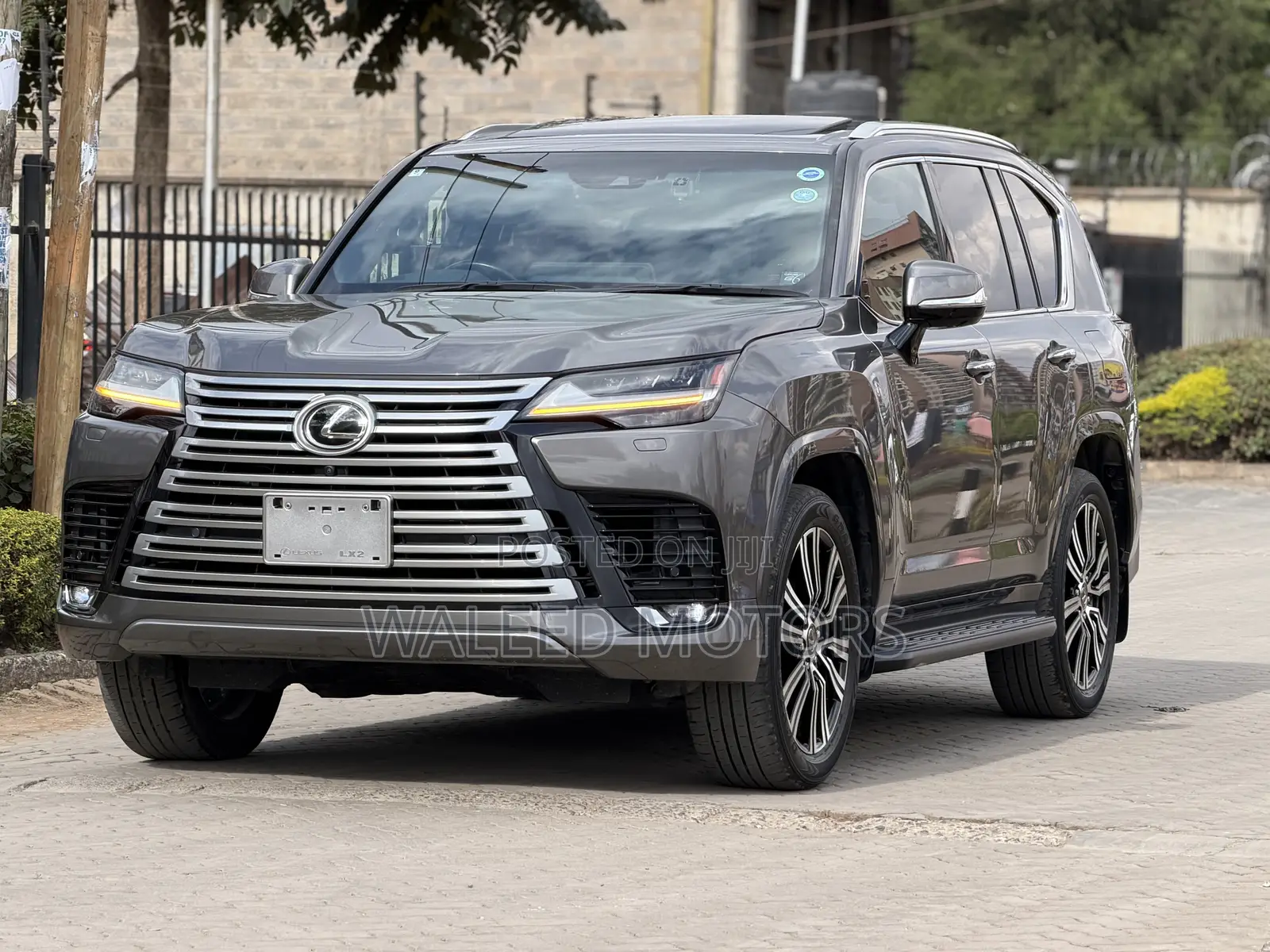Lexus LX 600 2022 Gray