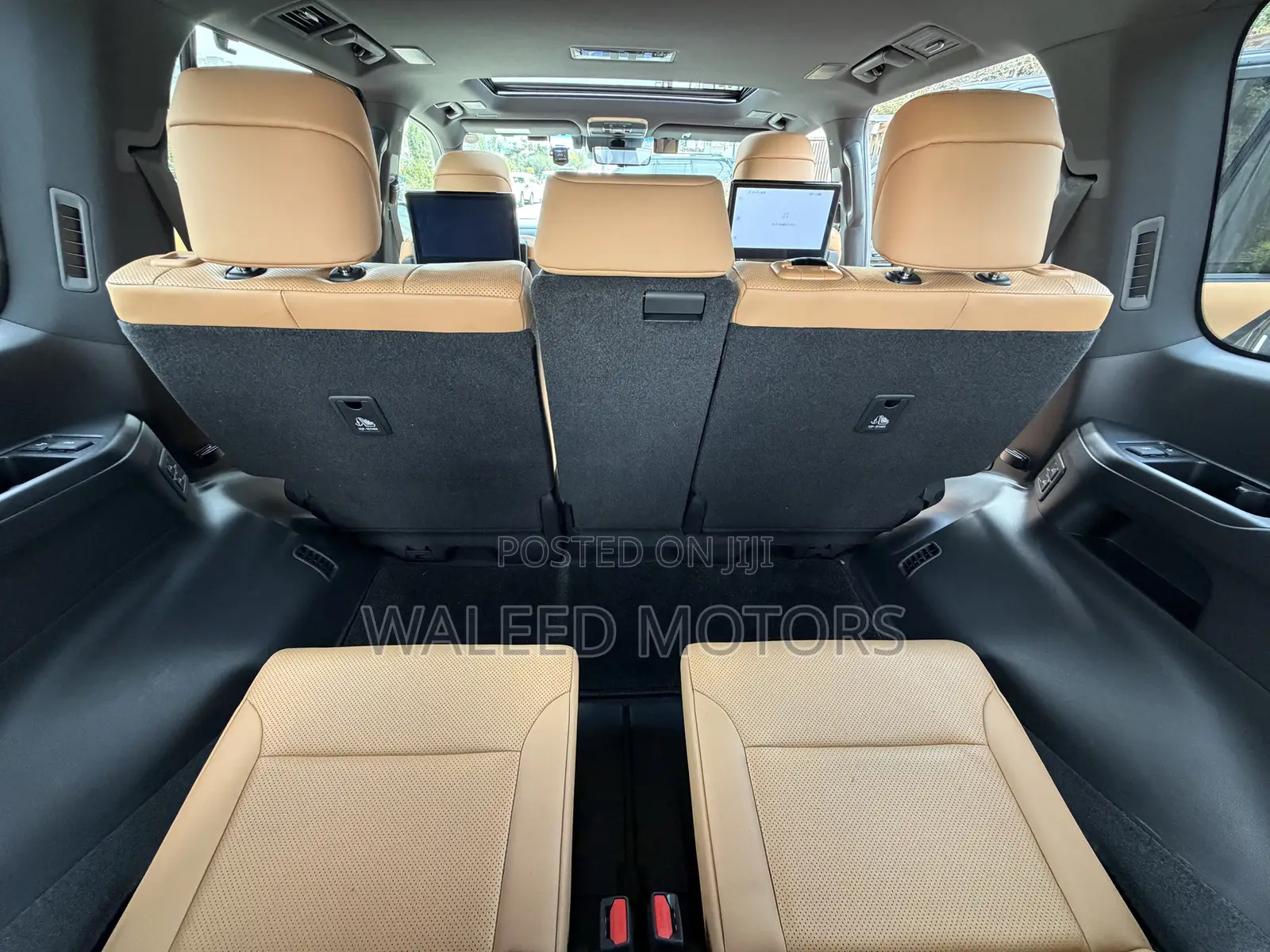 Lexus LX 600 2022 Gray