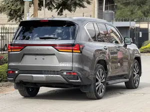 Lexus LX 600 2022 Gray