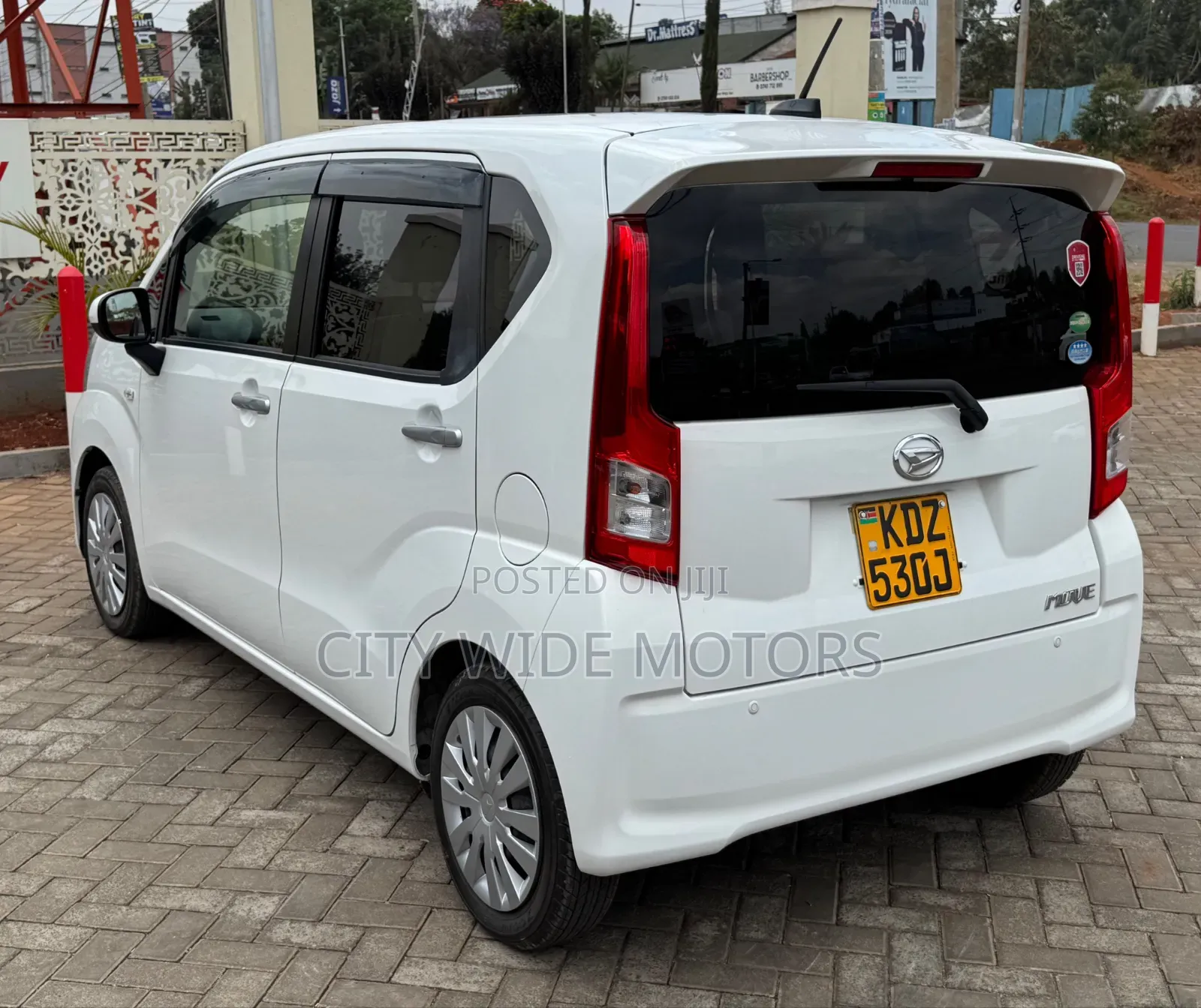 Daihatsu Move 2019 White