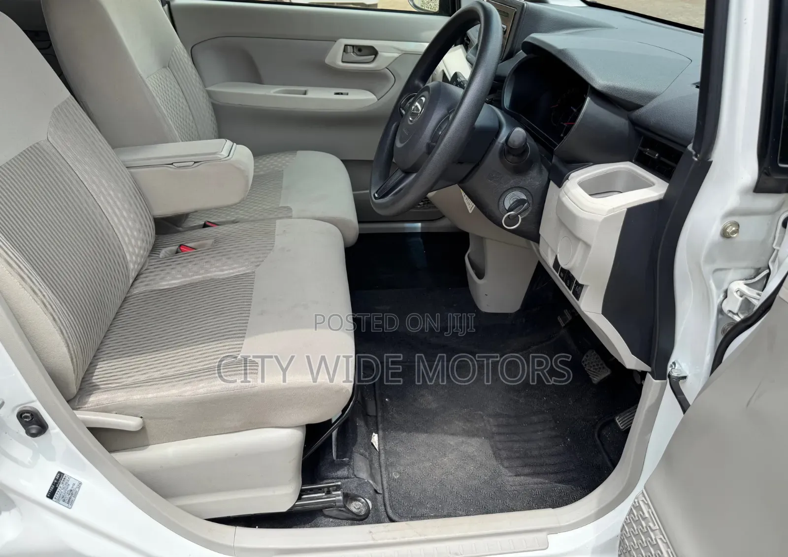 Daihatsu Move 2019 White