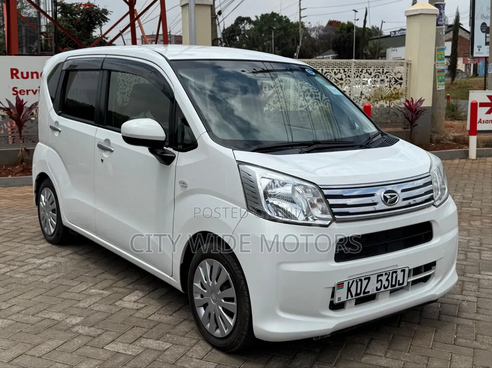 Daihatsu Move 2019 White