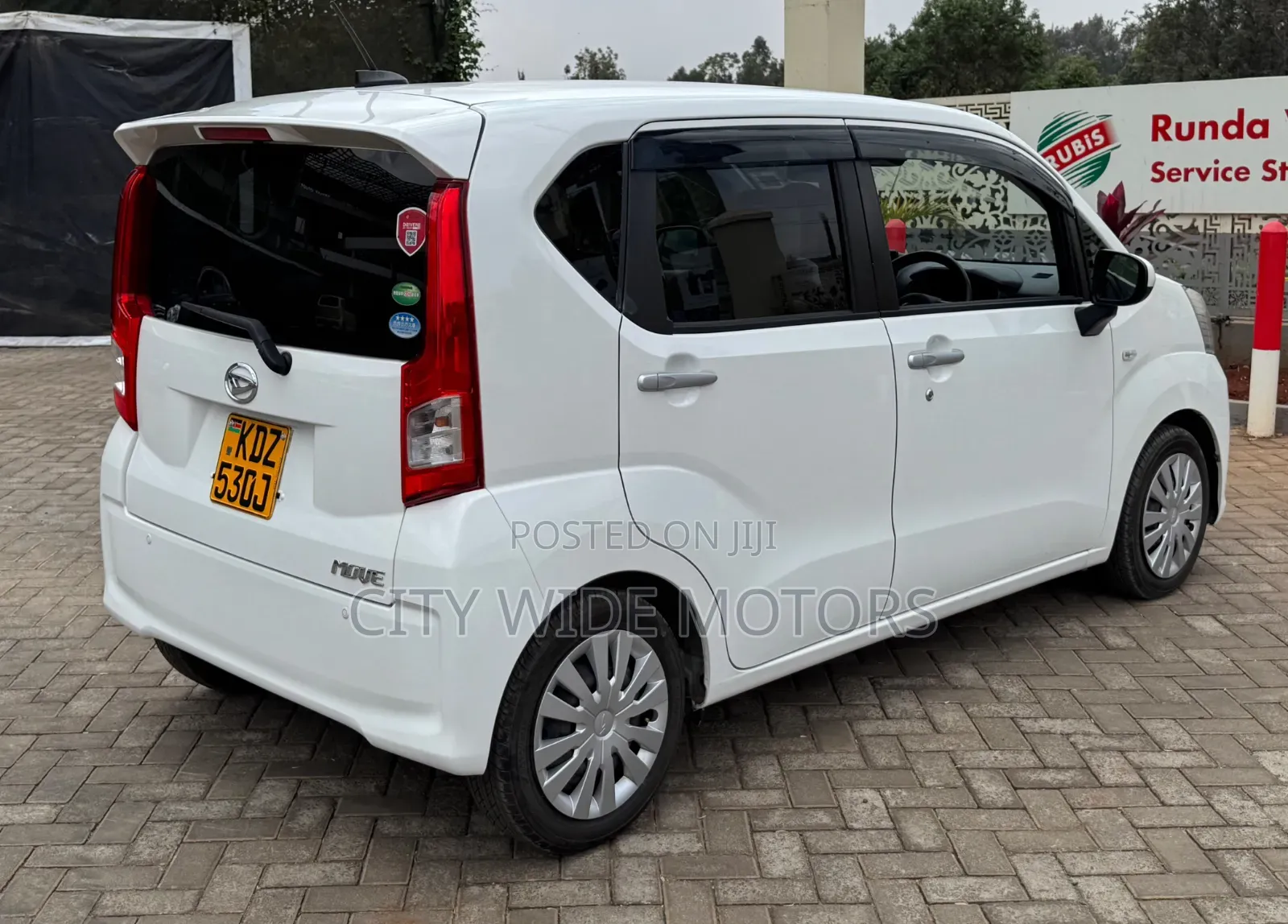Daihatsu Move 2019 White