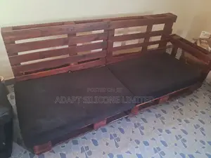 Palette Sofa Set.