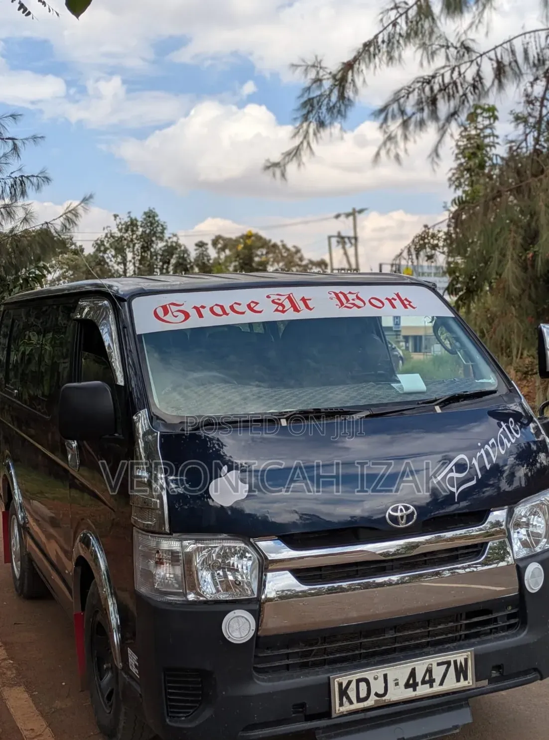 Toyota HiAce 2016 Black