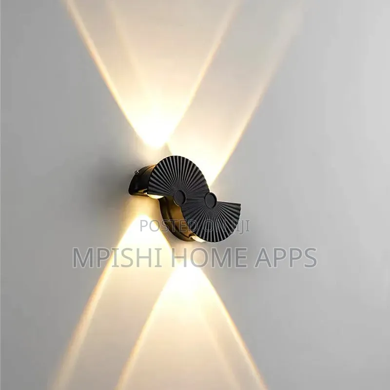 Fan-Shaped Dual-Scalloped LED Wall Light.