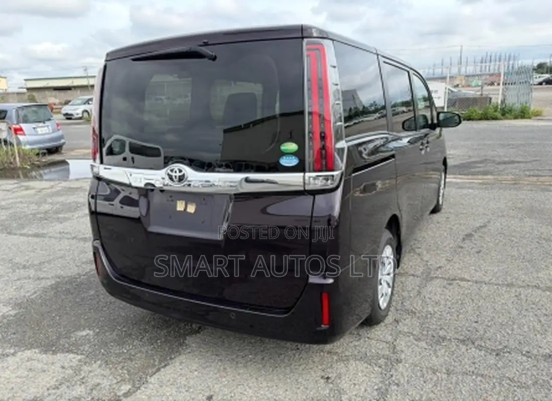 Toyota Noah 2020