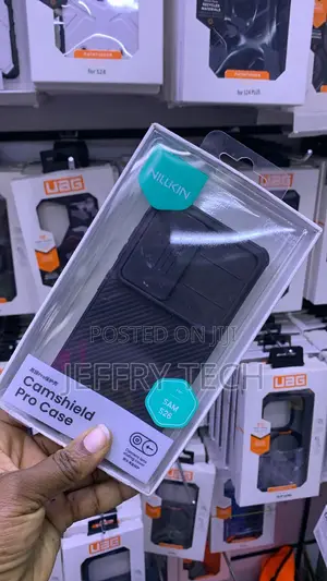 Black Nillkin CamShield Pro Case Featuring Sliding iPhone 17 Pro