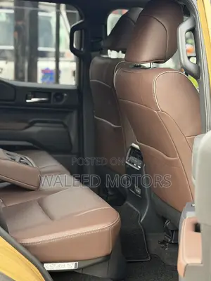 Toyota Land Cruiser Prado 2.8 2024 Brown
