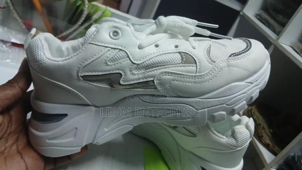 Ladies Sneakers - thumbnail 2