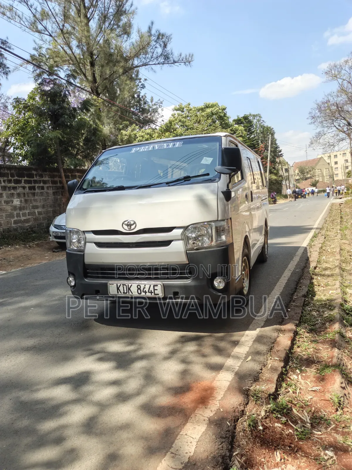 Toyota HiAce 2016 White