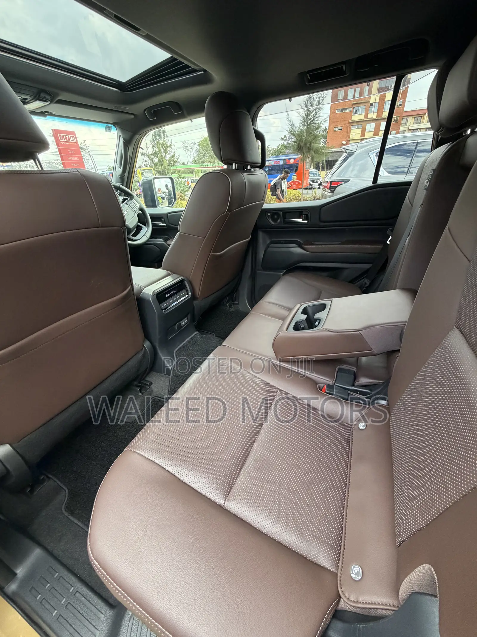 Toyota Land Cruiser Prado 2.8 2024 Brown
