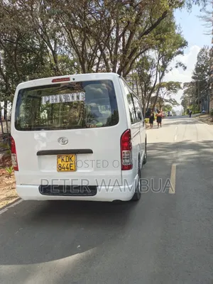 Toyota HiAce 2016 White