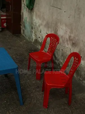 Dining Chair; Modern Stackable Plastic Dining Chair for Home