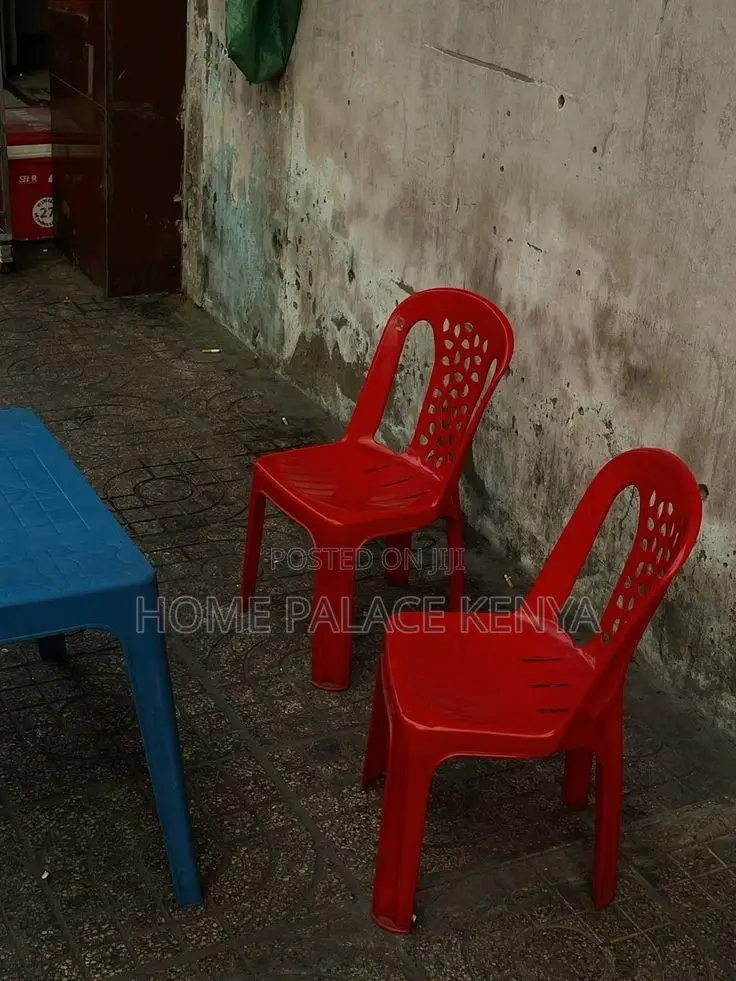 Dining Chair; Modern Stackable Plastic Dining Chair for Home