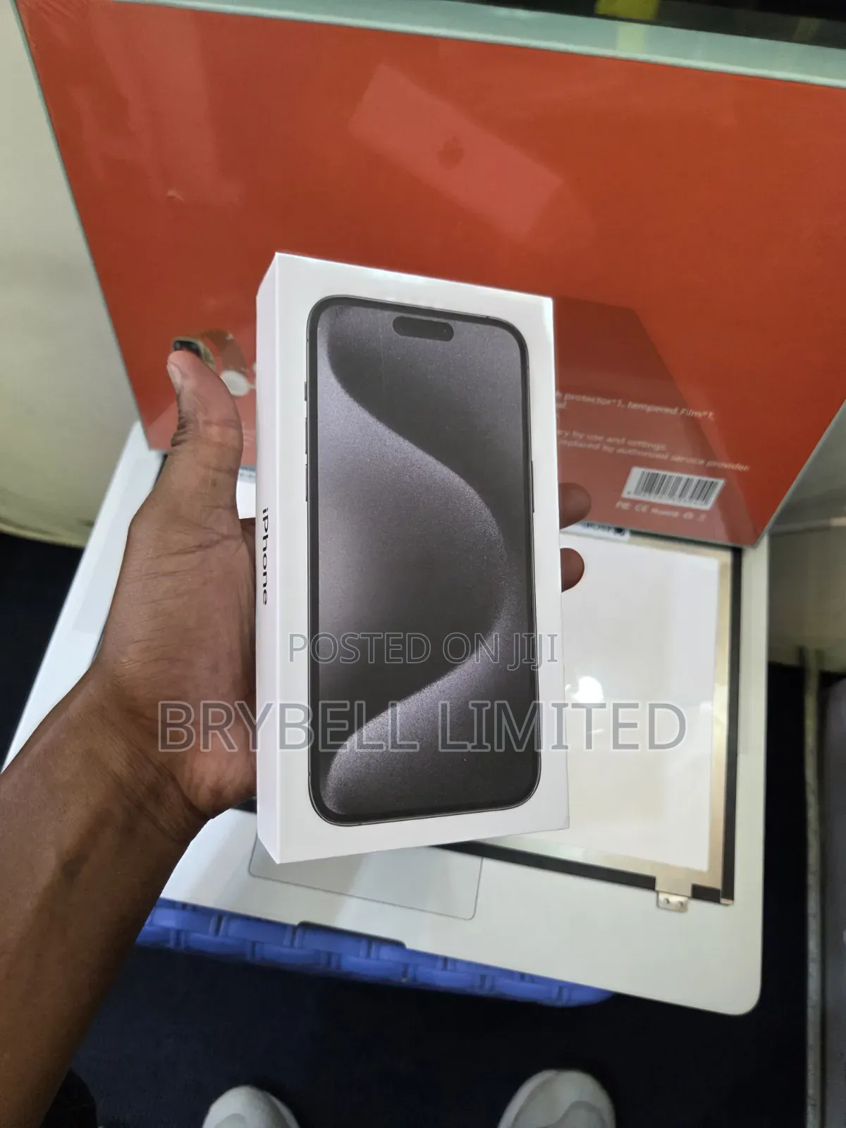 New Apple iPhone 15 Pro Max 256 GB Black