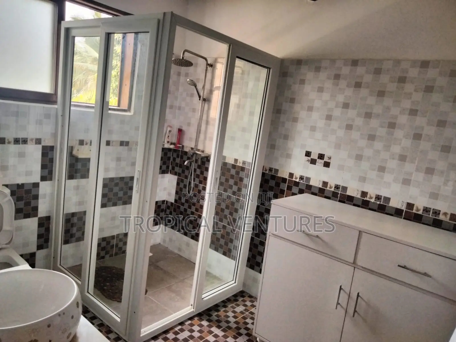 Furnished 5bdrm Villa in Palm Villas Diani for sale