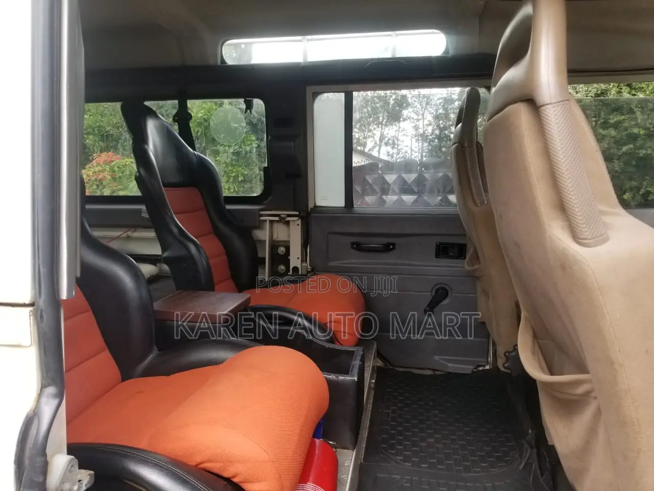 Land Rover Defender 2001 White