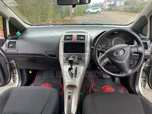 Toyota Auris 2007 Silver