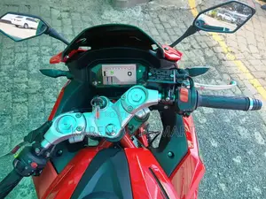 Taro TR400T 2026 Red