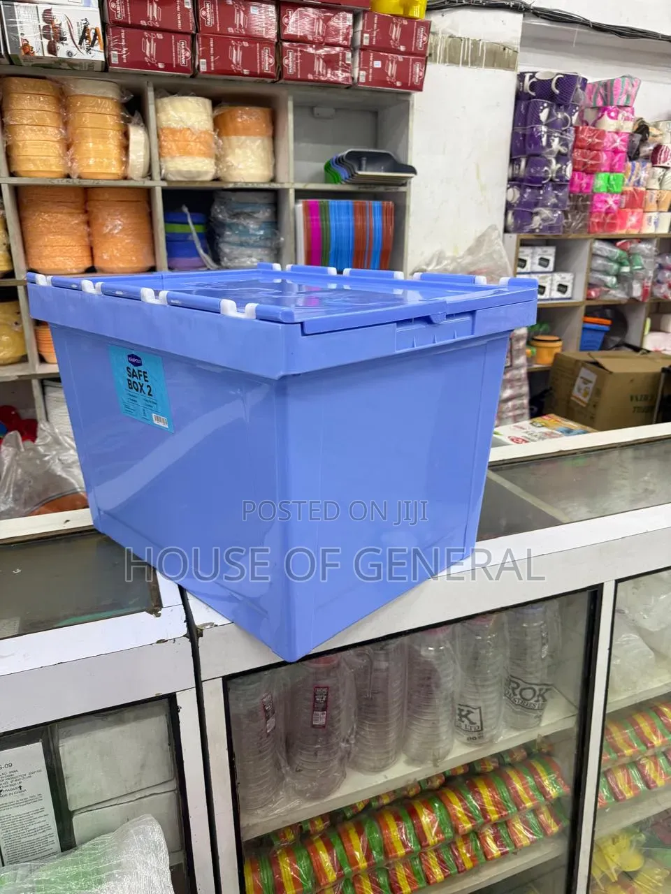 Good Quality Stackable,sealable,easy to Clean Safe Box