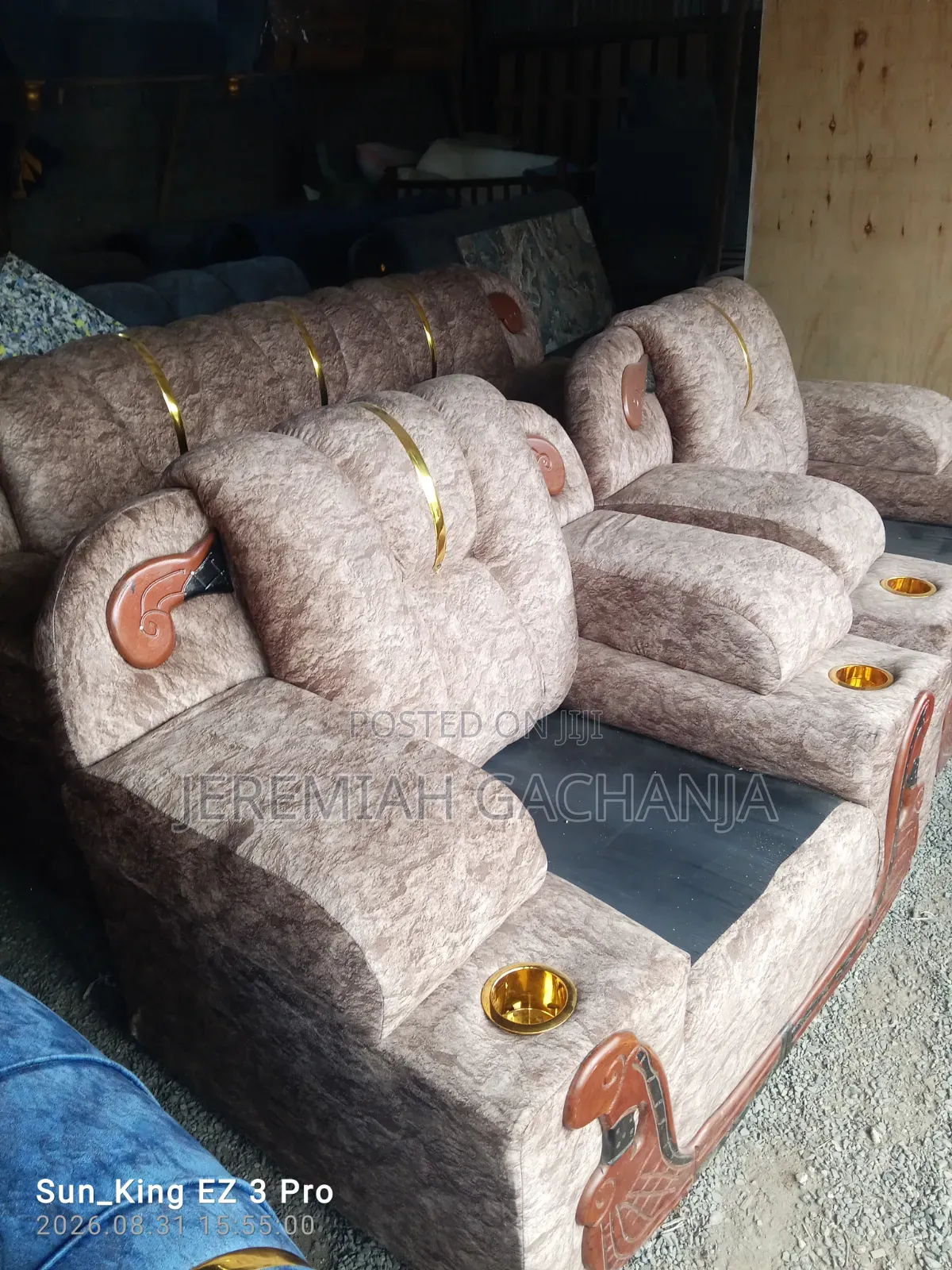 One Sitter Sofaset