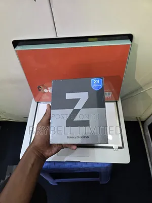 New Samsung Galaxy Z Fold3 5G 256 GB Black