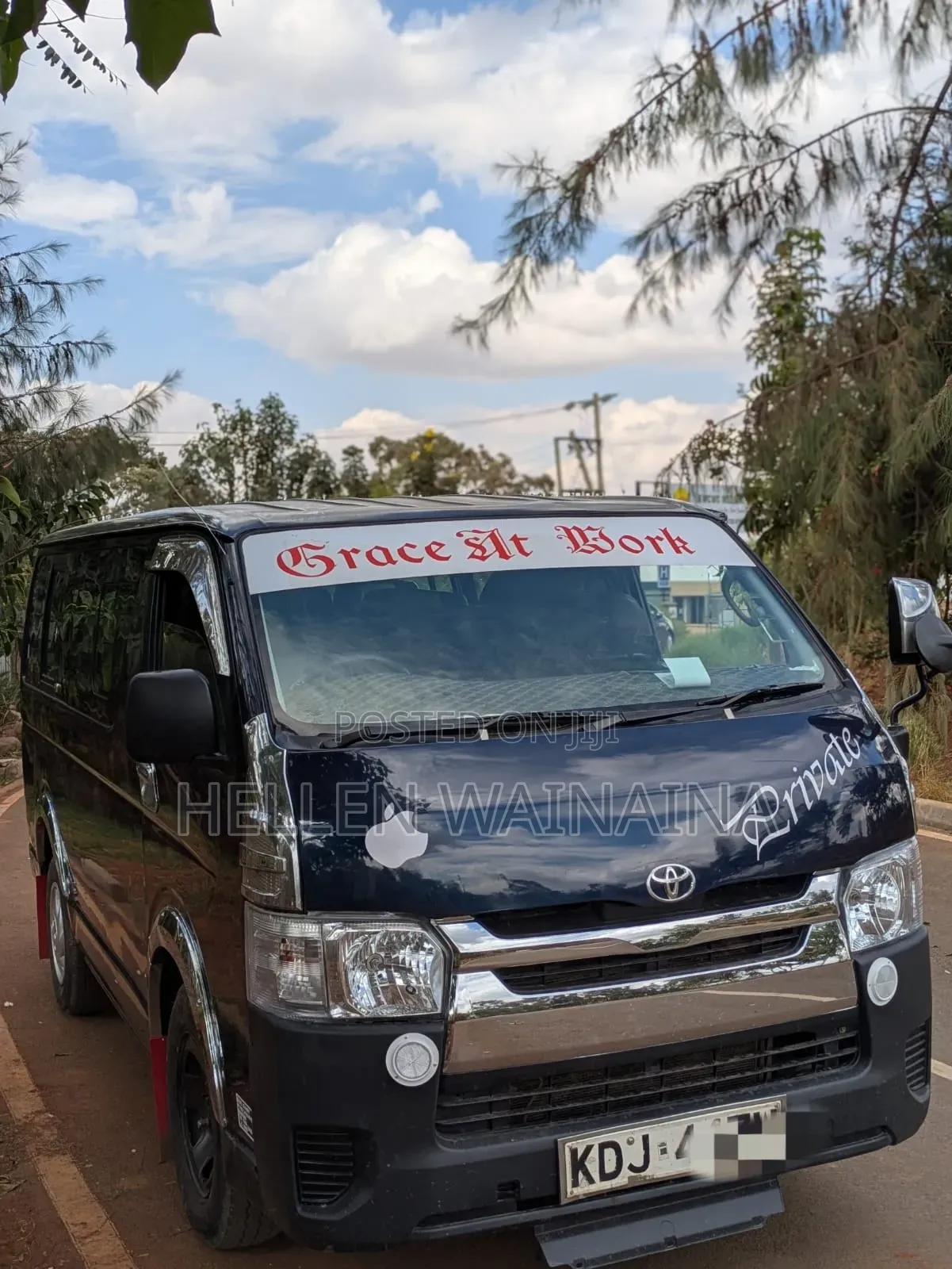Toyota HiAce 2016 Blue