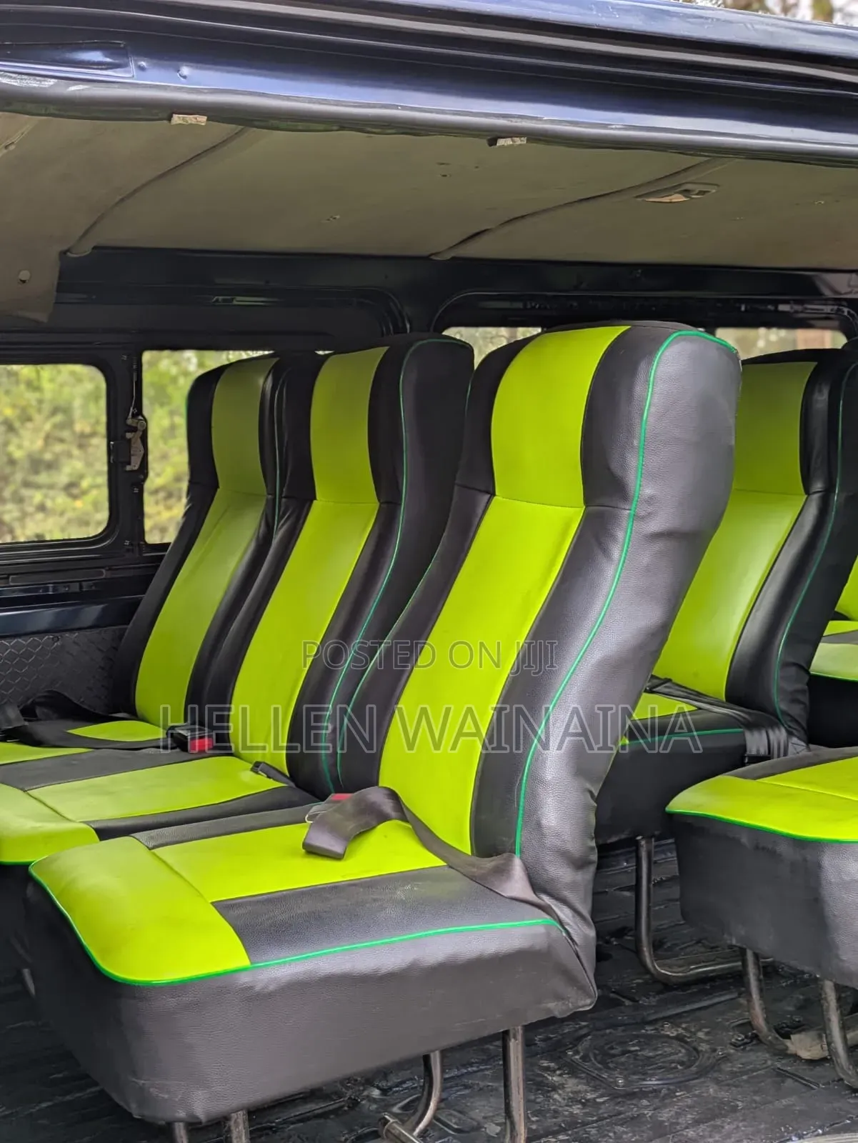 Toyota HiAce 2016 Blue
