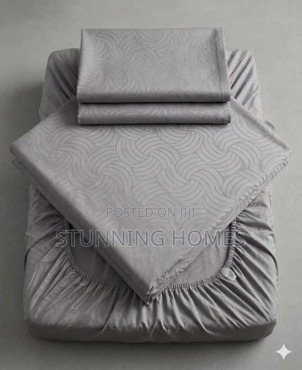 Plain Patterned Bedsheets Set - thumbnail 5