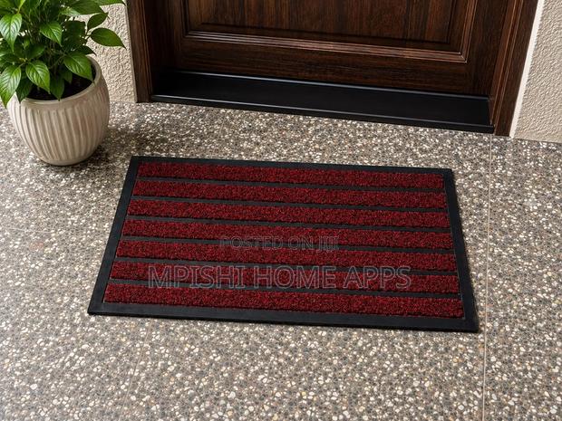Elegant and Durable Entrance Door Mat