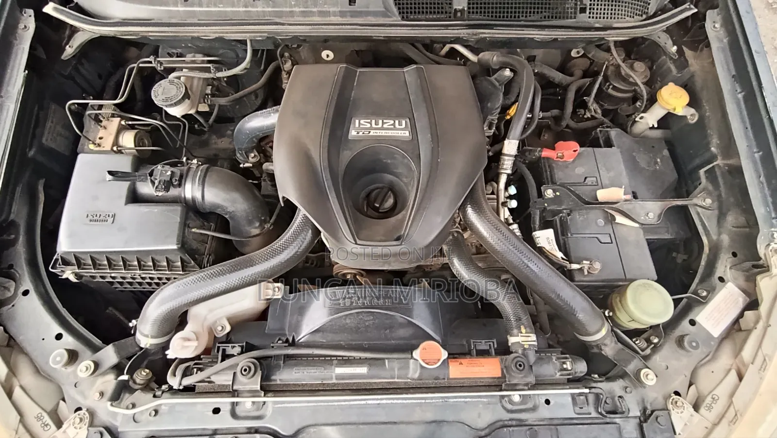 Isuzu D-MAX 2019 Gray