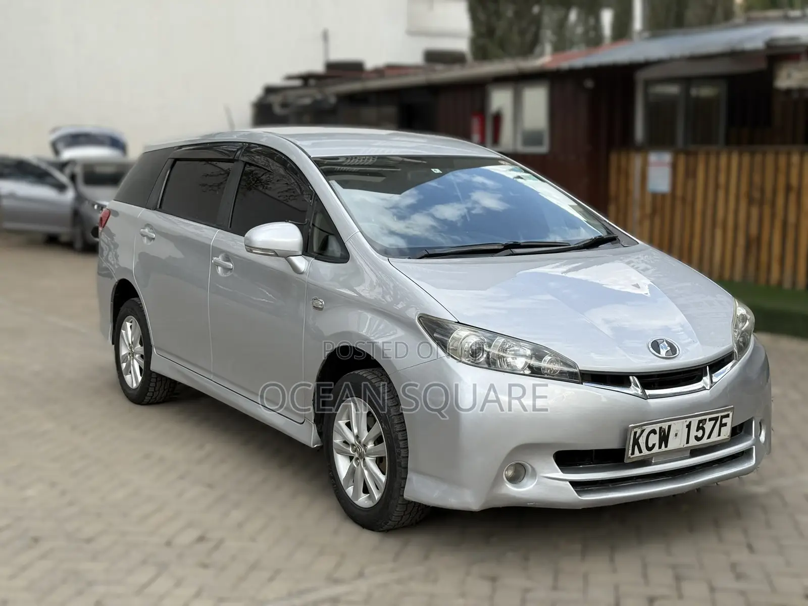Toyota Wish 2012 Silver