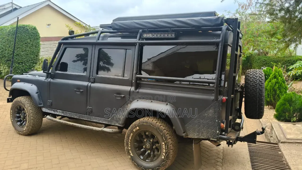 Land Rover Defender 2000 Black