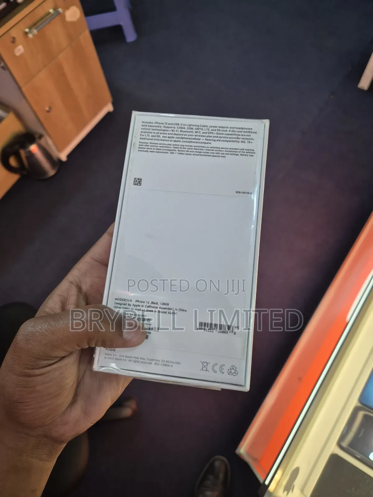New Apple iPhone 12 128 GB Black