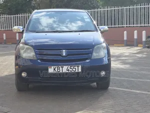 Toyota IST 2005 Blue