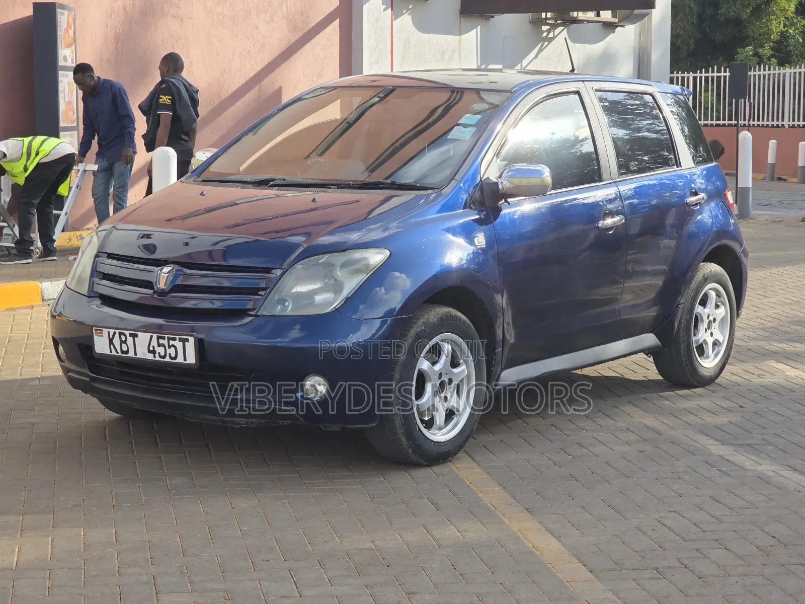 Toyota IST 2005 Blue