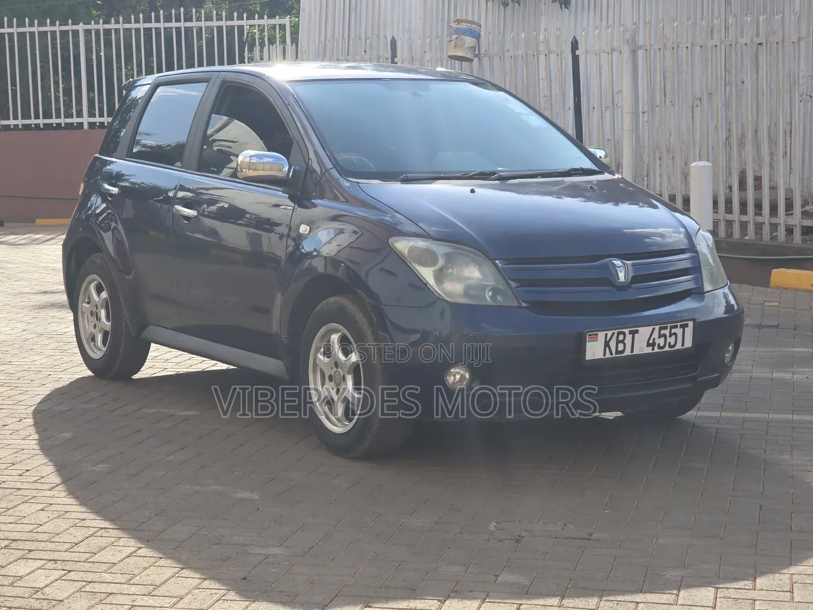 Toyota IST 2005 Blue