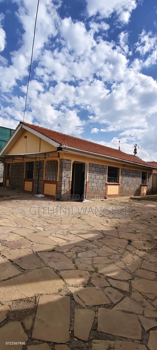 3bdrm Bungalow in Vet, Ngong CBD for rent