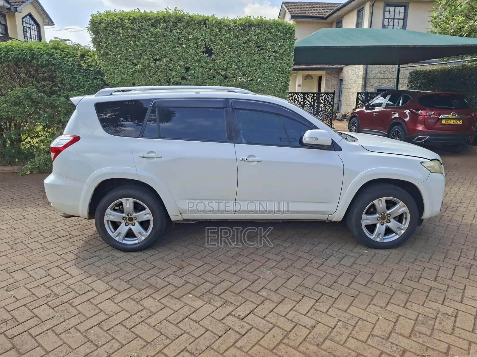 Toyota Vanguard 2009 White