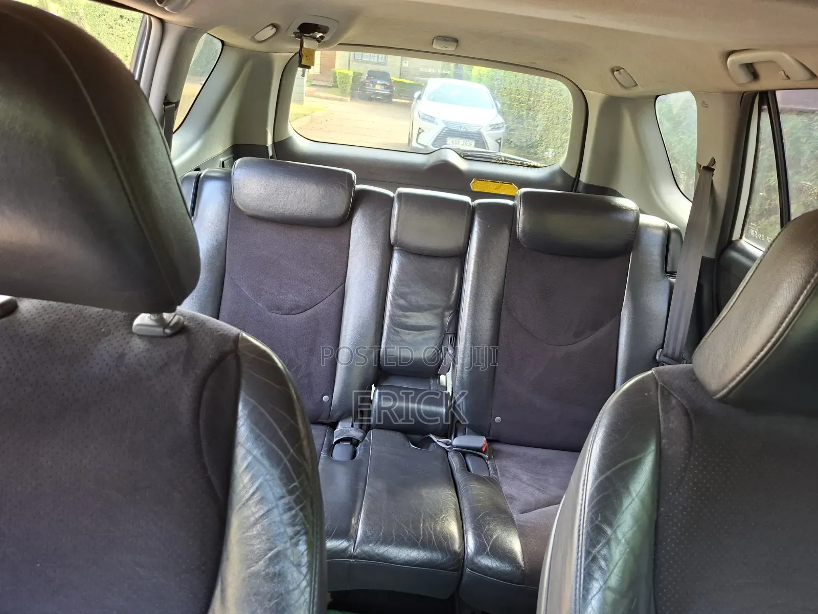 Toyota Vanguard 2009 White